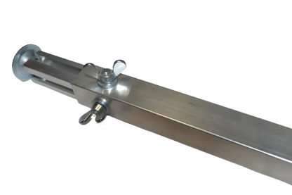 Pied télescopique pour praticable